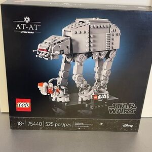LEGO Authentic Lego Star Wars AT-AT (75440) 525 Pieces NIP